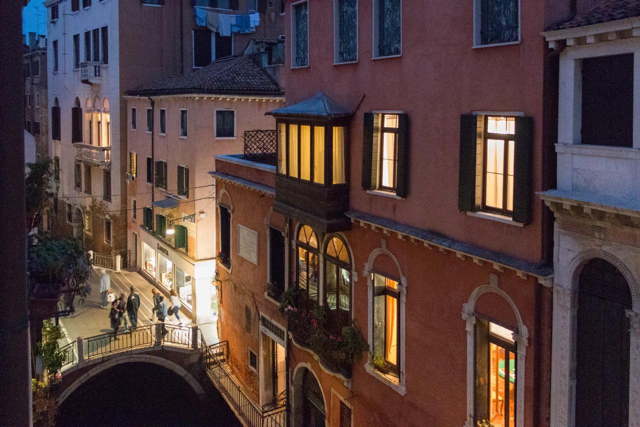 Apartament Rialto Bridge Large Venetian Style With Lift Zewnętrze zdjęcie