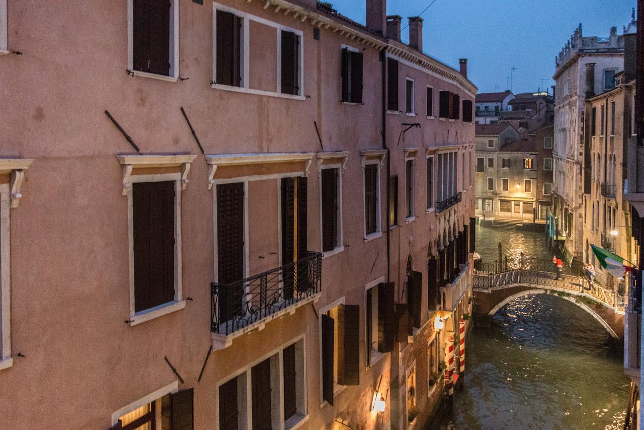 Apartament Rialto Bridge Large Venetian Style With Lift Zewnętrze zdjęcie