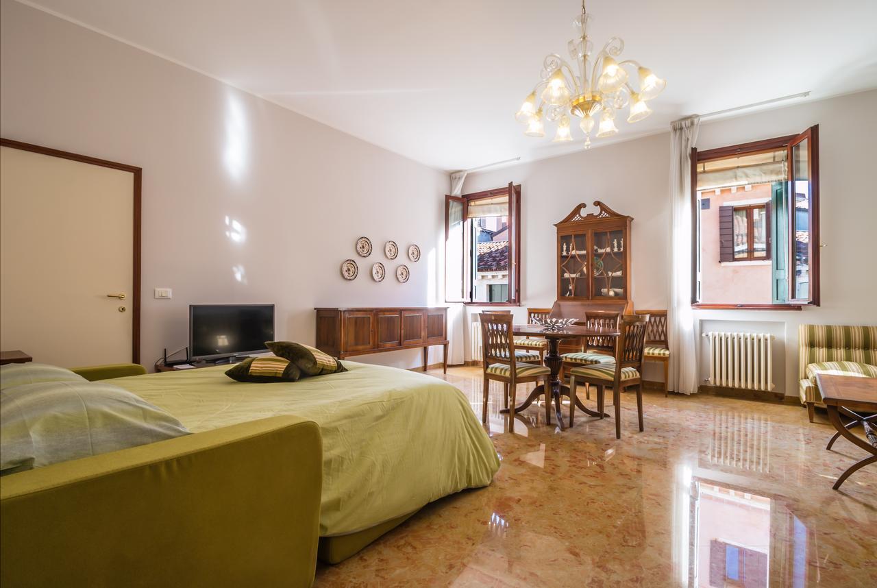 Apartament Rialto Bridge Large Venetian Style With Lift Zewnętrze zdjęcie